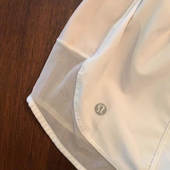 Lululemon shorts - Picture 3 of 4